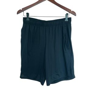 Under Armour Black Men's Shorts size large